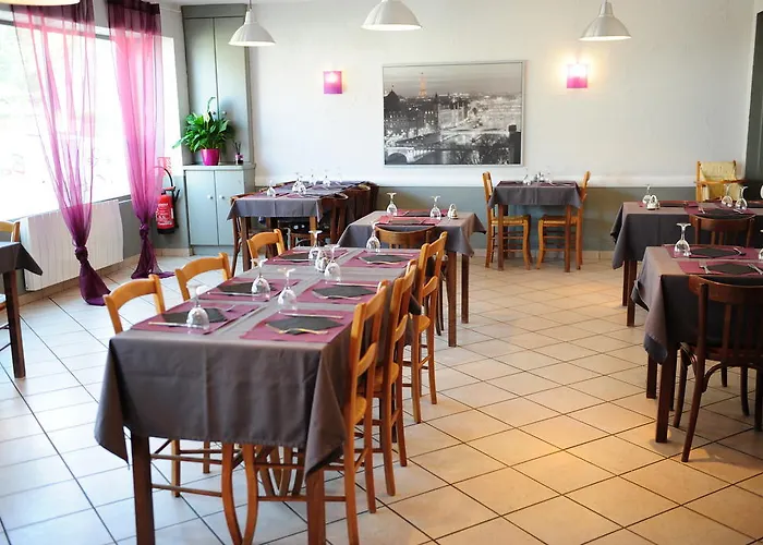 Guest house Le Relais Du Chatel 3*