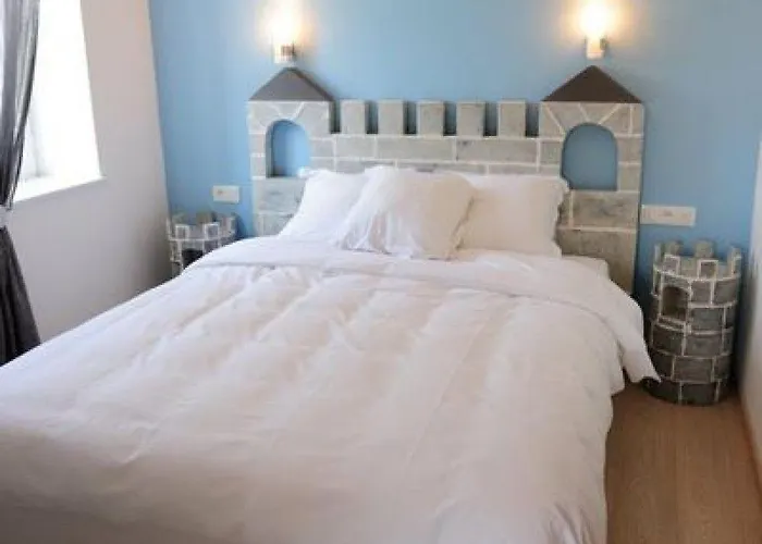 Guest house Le Relais Du Chatel 3*